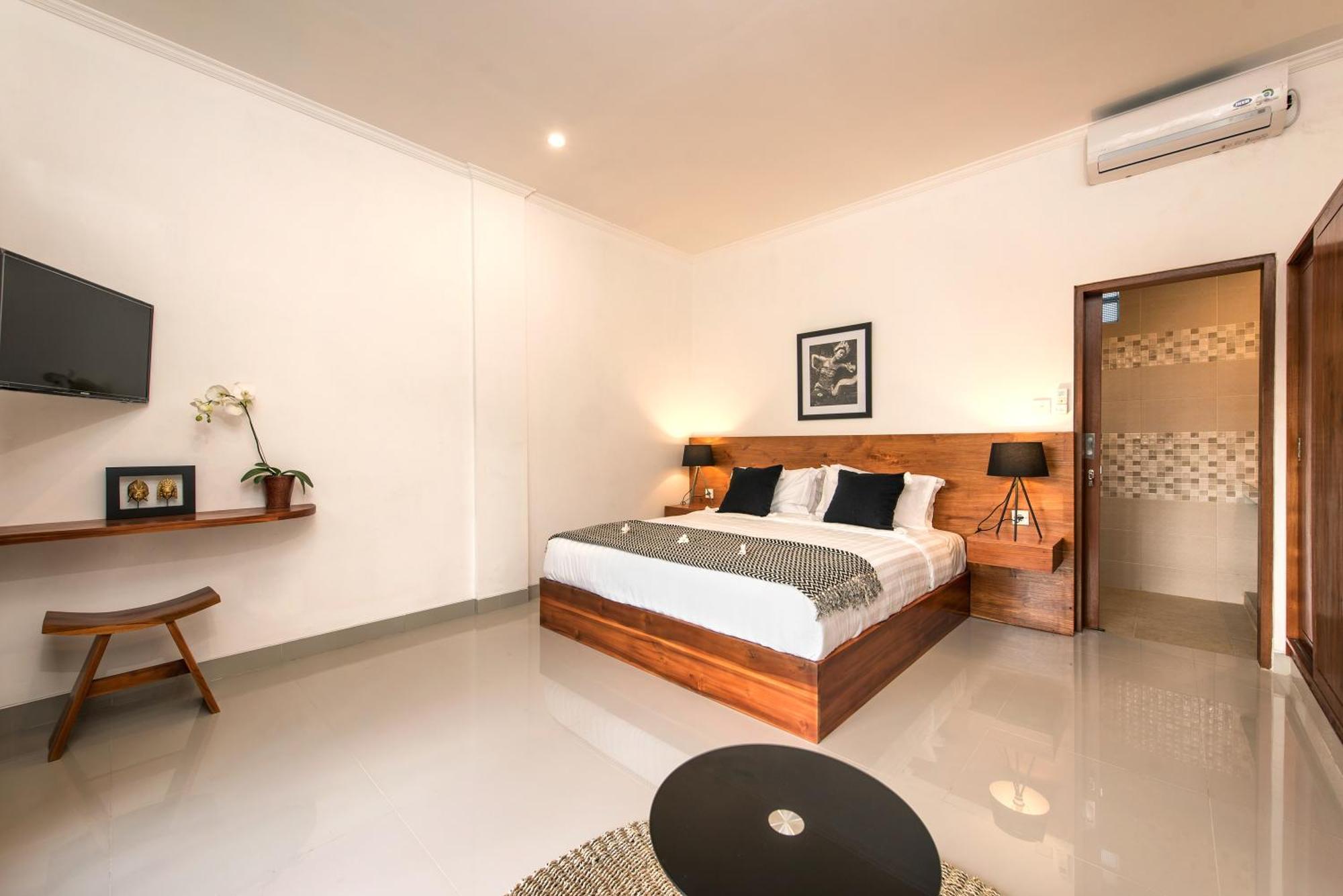 Puri Uma Ratu By Rpm Hotel Seminyak Exterior foto
