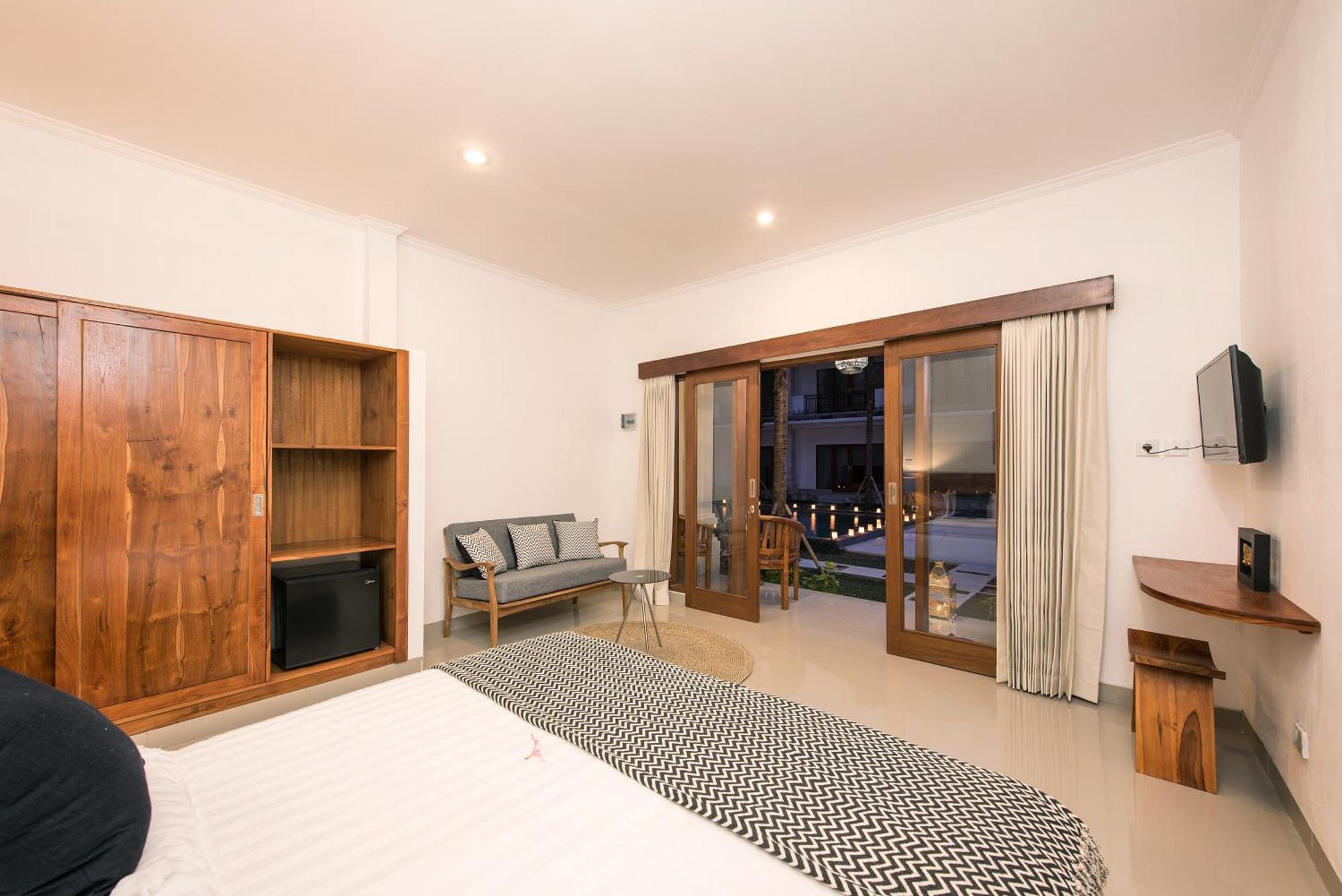 Puri Uma Ratu By Rpm Hotel Seminyak Exterior foto
